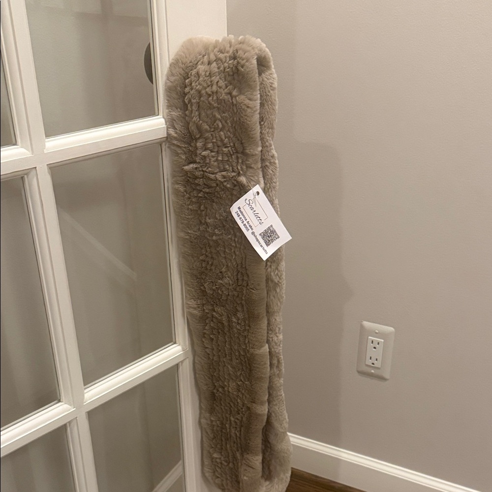 Luxurious Tan real Fur Throw infinity scarf